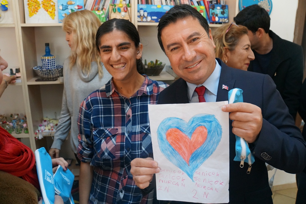 Bodrum Belediye Başkanı Ahmet Aras’tan 3 Aralık Dünya Engelliler Günü mesajı