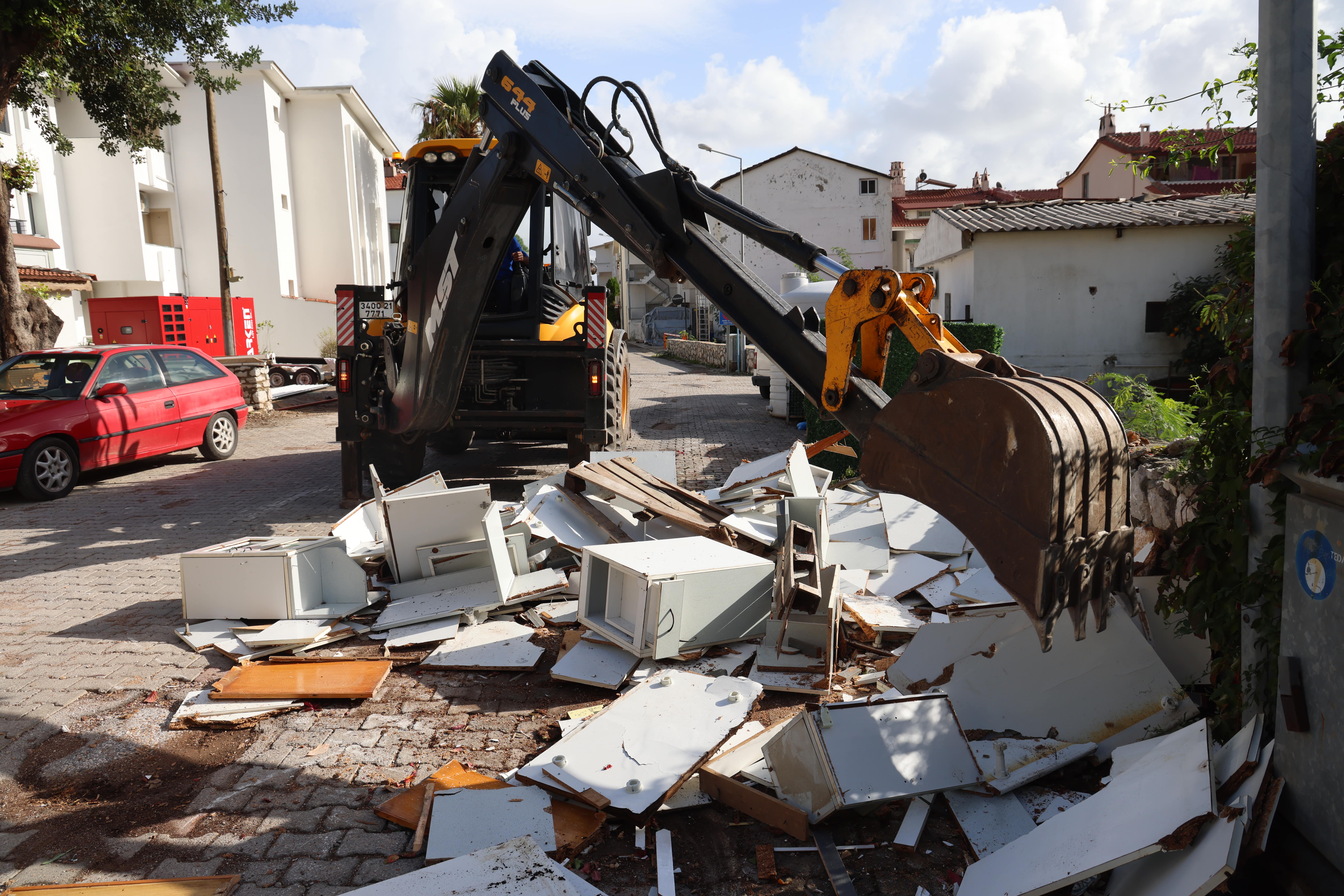 Turunç köşe bucak temizlendi