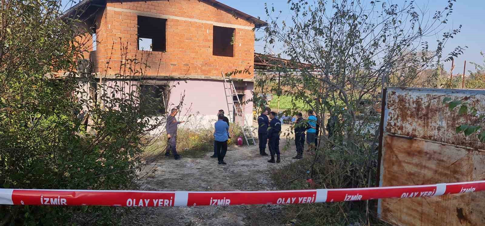 Yangına uykuda yakalanan çift hayatını kaybetti