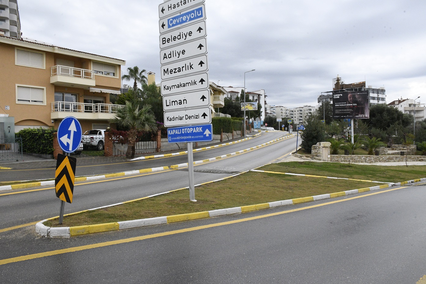 Kuşadası’nın yağışa teslim olduğu günler tarih oldu
