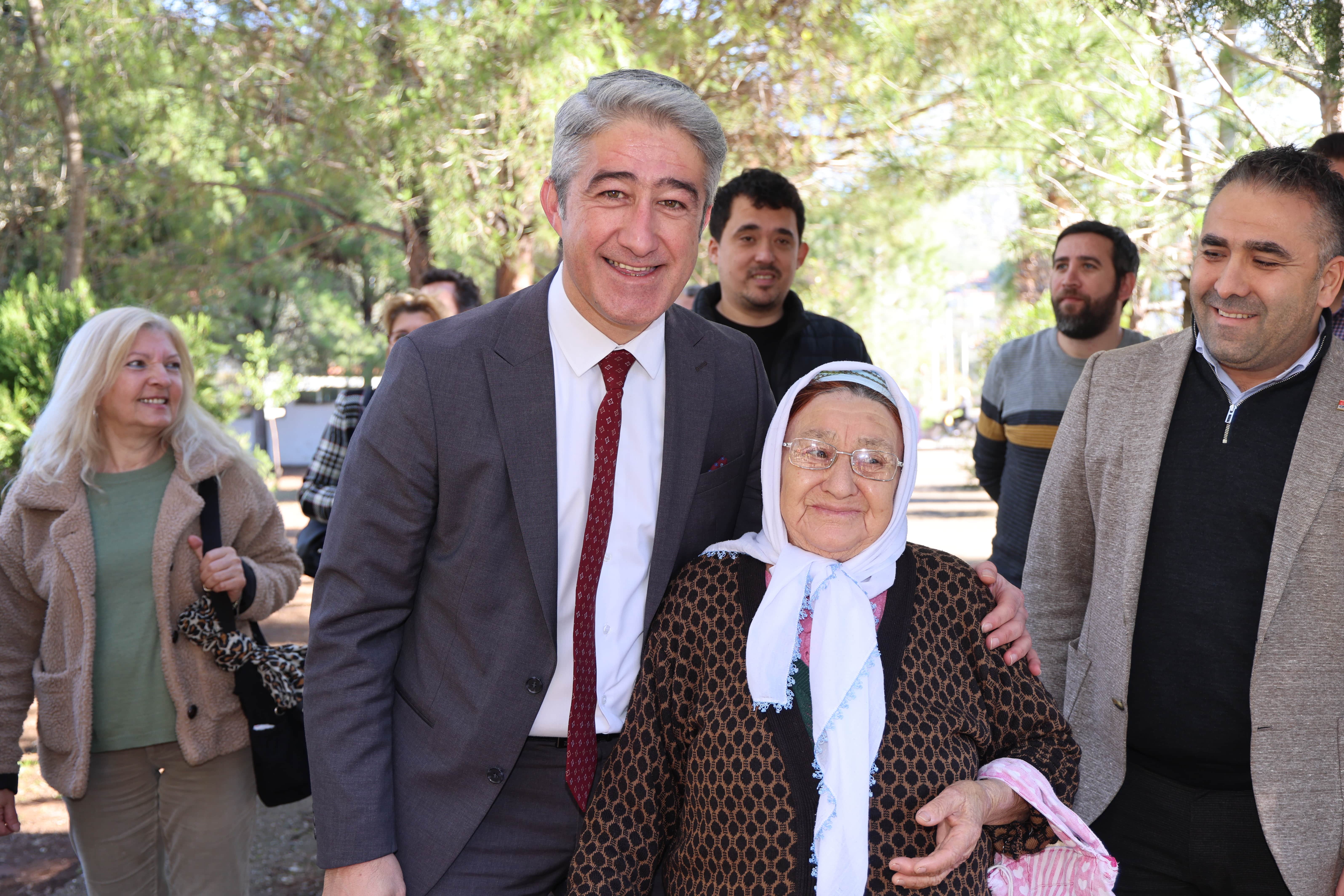 Başkan Oktay Hisarönü mahallesi’nde