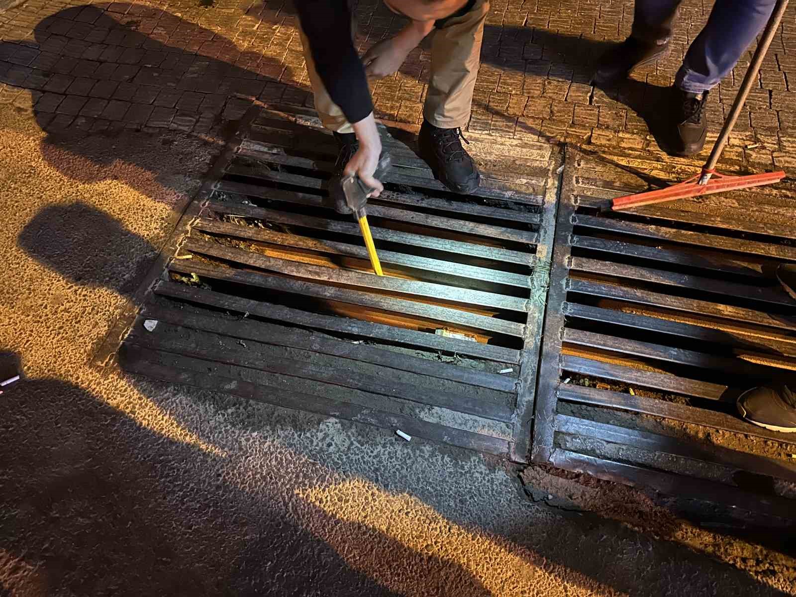 Kuşadası’nda sözlü şakalaşma kanla bitti: 1 yaralı