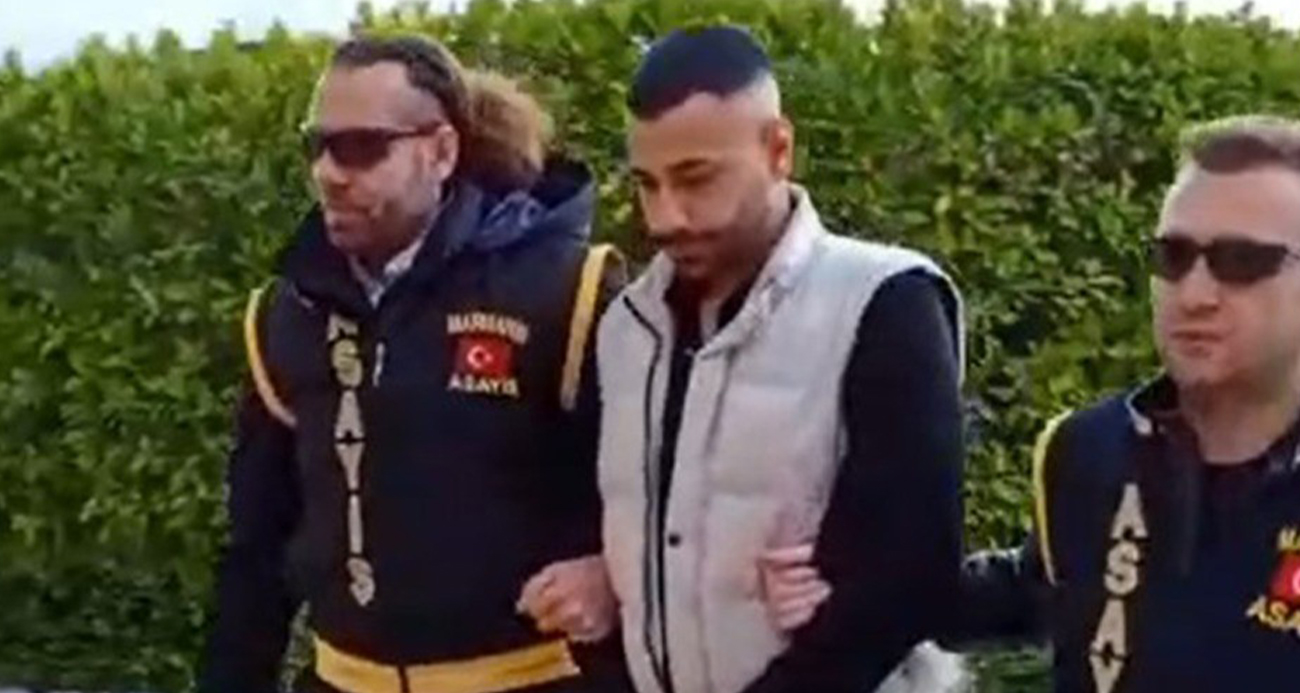 Cinayetten aranıyordu, barlar sokağında eğlenirken yakalandı