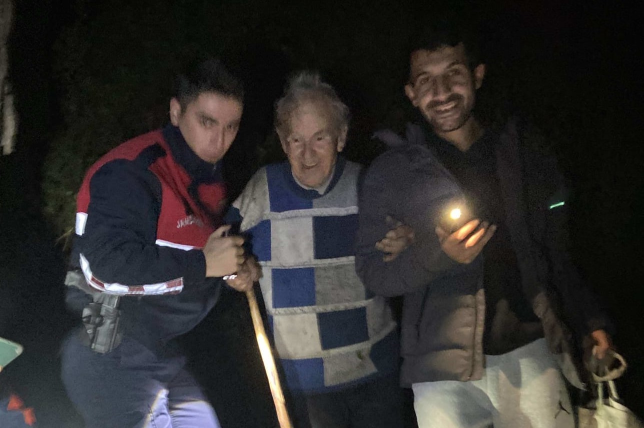 Mantar toplamak için gittiği ormanda kayboldu