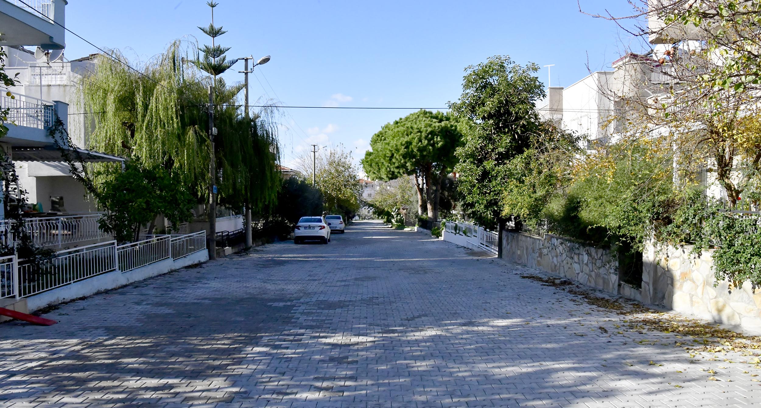 Kuşadası yeni yollarına kavuşmaya devam ediyor