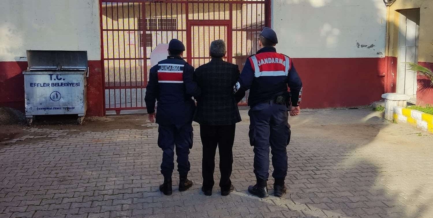 Jandarma ekiplerinden eş zamanlı operasyon