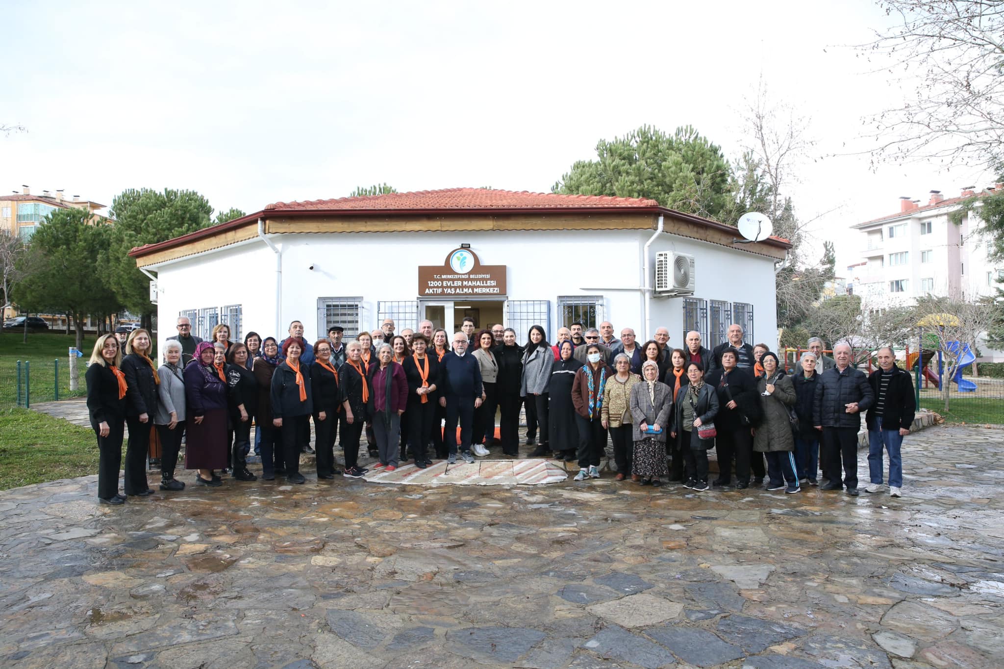 Aktif Yaş Alma Merkezi’ndeki büyükler keyifli vakit geçirdi