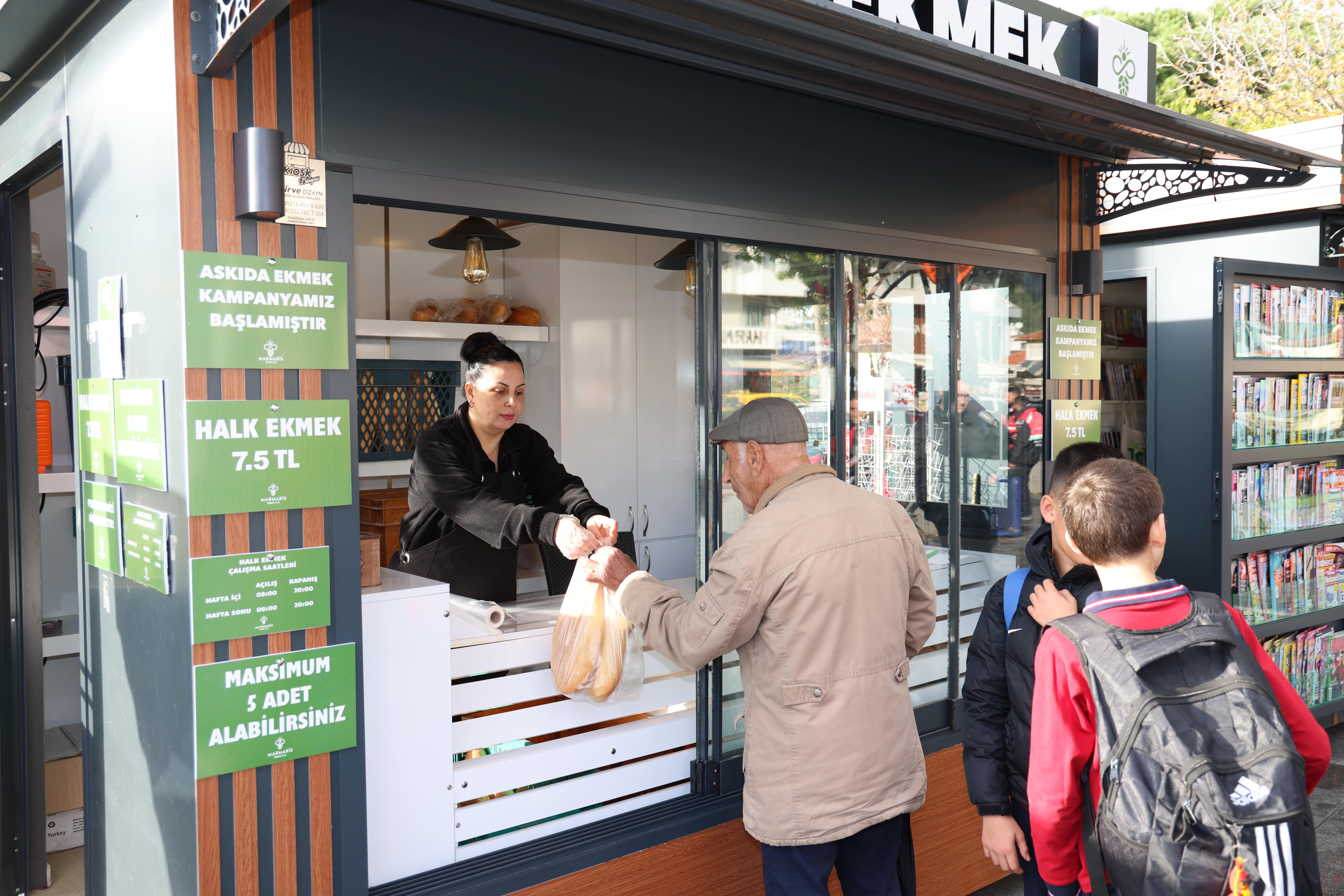 Büfelerden 215 bin ekmek satış