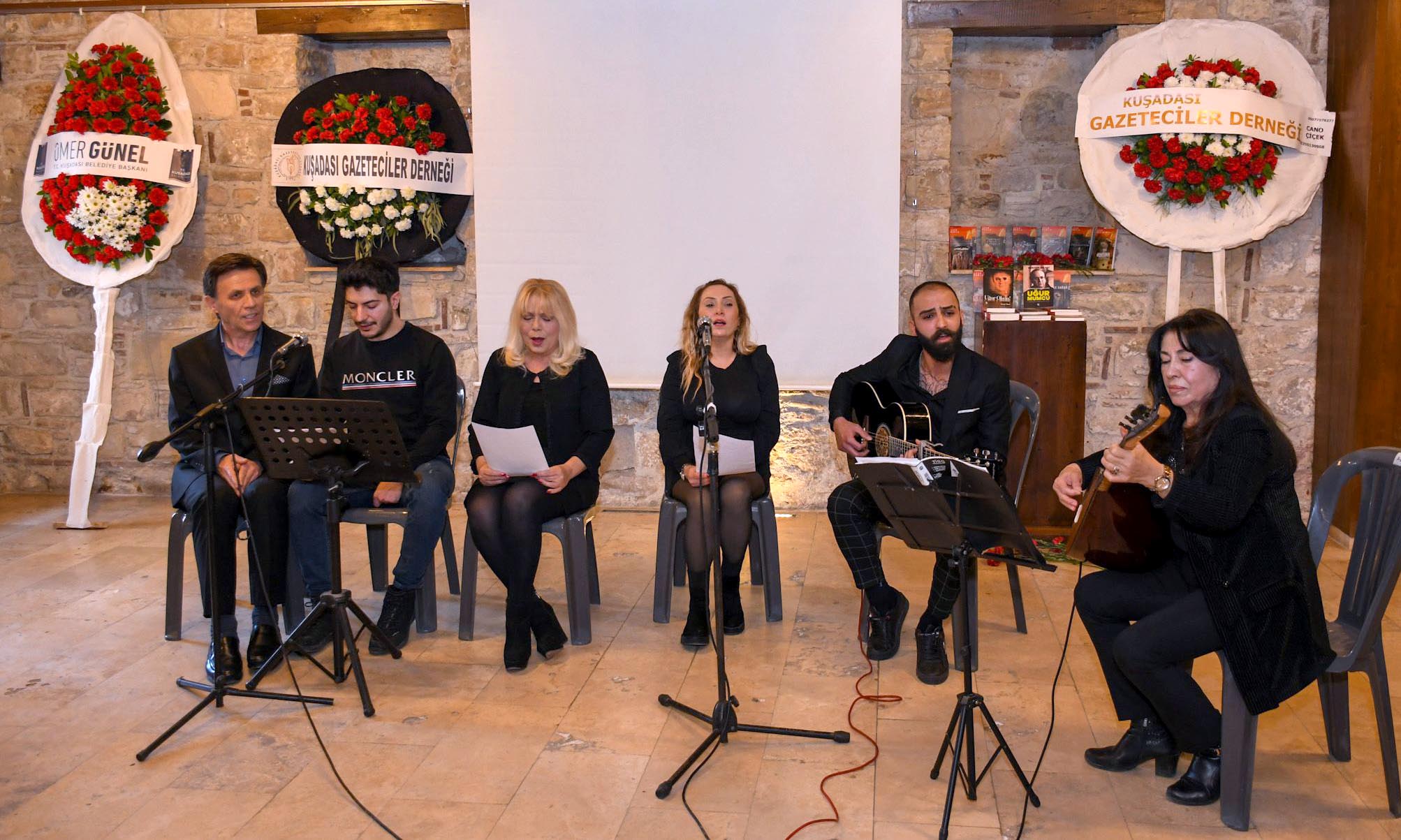 Kuşadası’nda Uğur Mumcu ve basın şehitleri anıldı