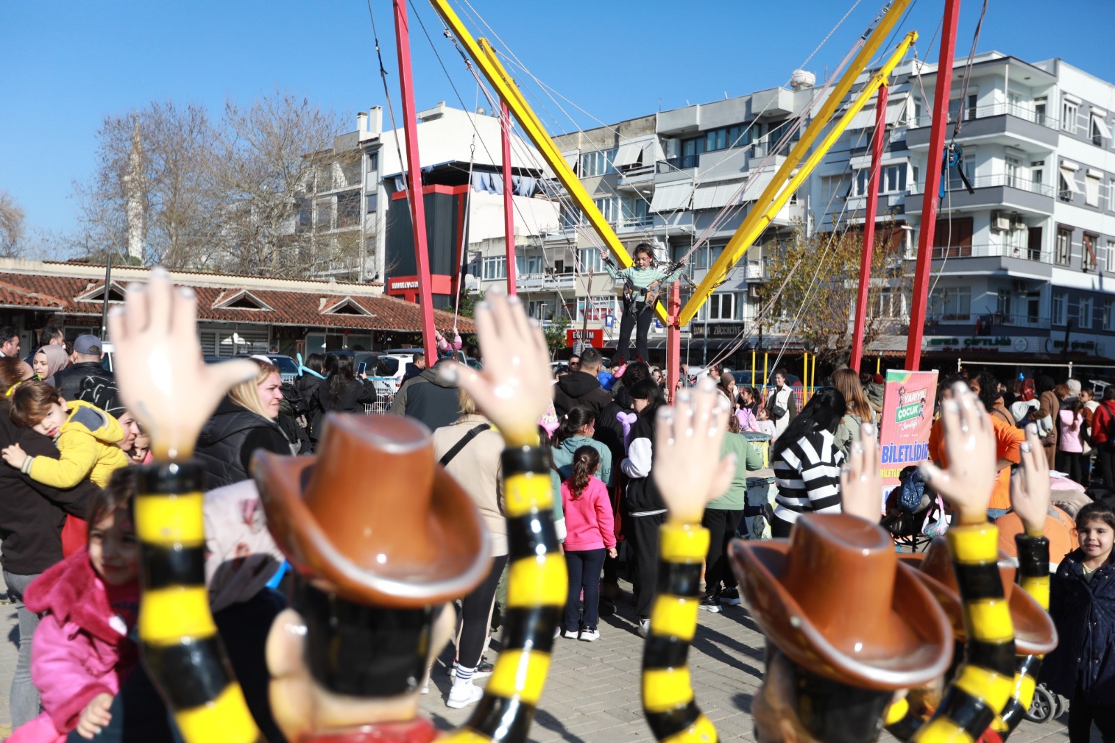 Efes Selçuklu çocuklar yarıyıl çocuk şenliğini çok sevdi