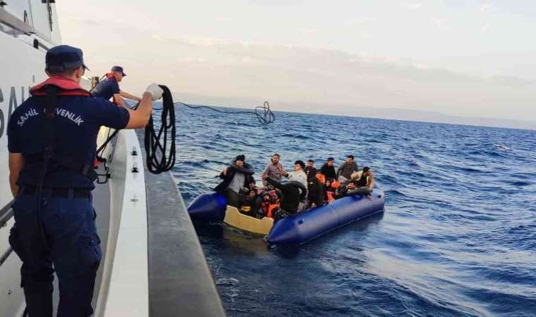 Kuşadası açıklarında düzensiz göçmen operasyonu