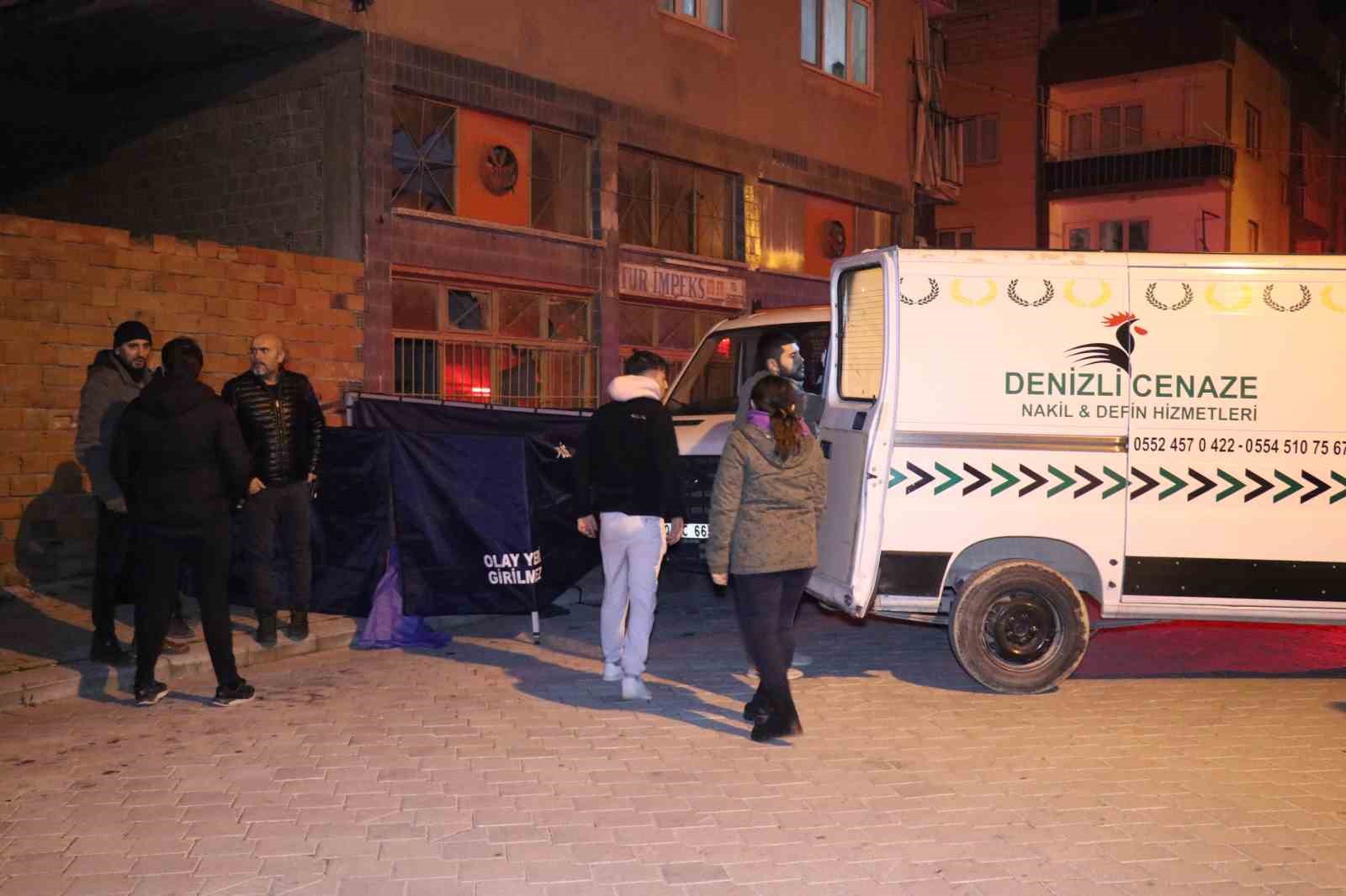 Evinin balkonundan düşen yaşlı adam hayatını kaybetti
