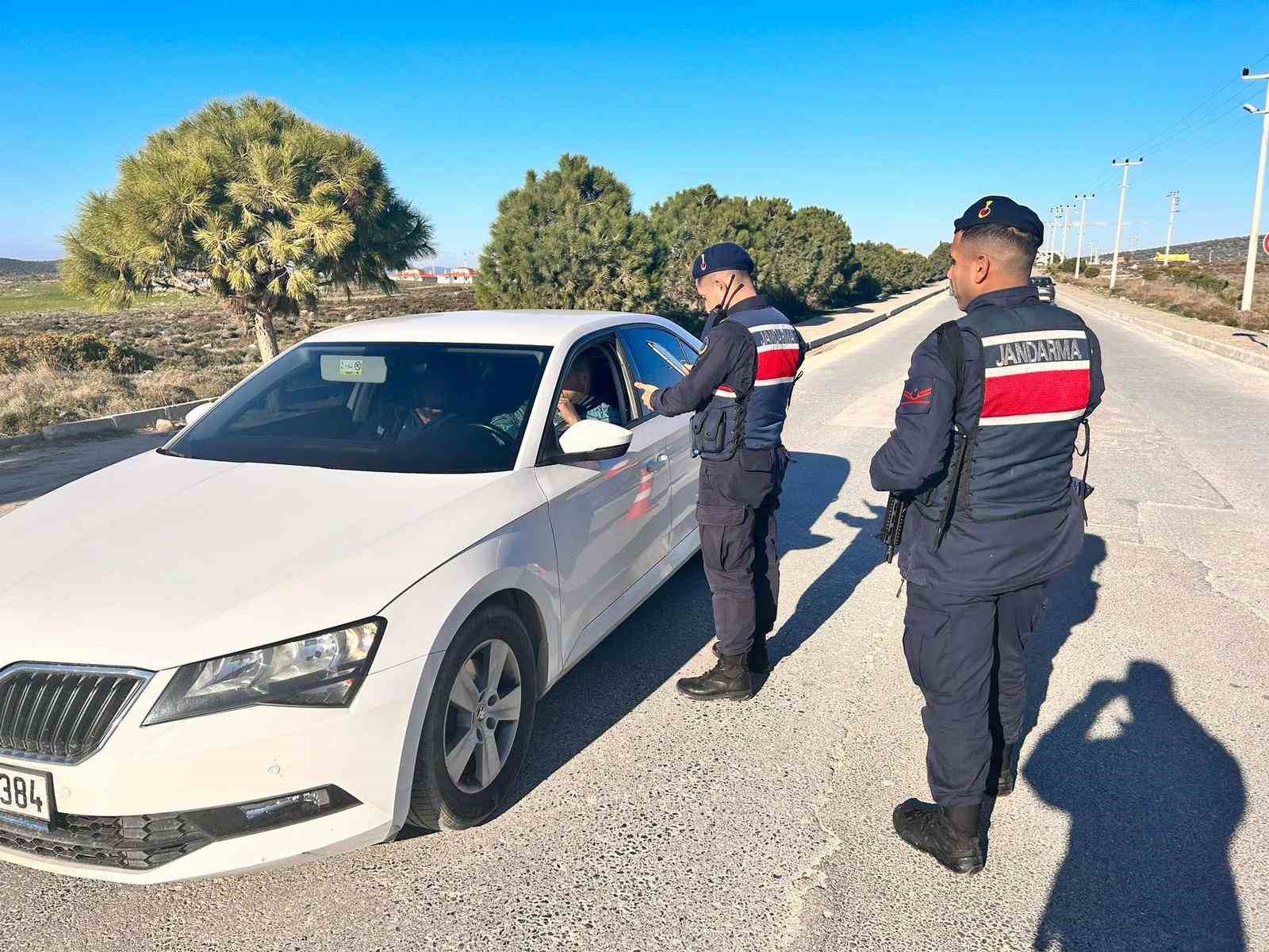 İzmir’de huzur denetimi: 47 kişi yakalandı