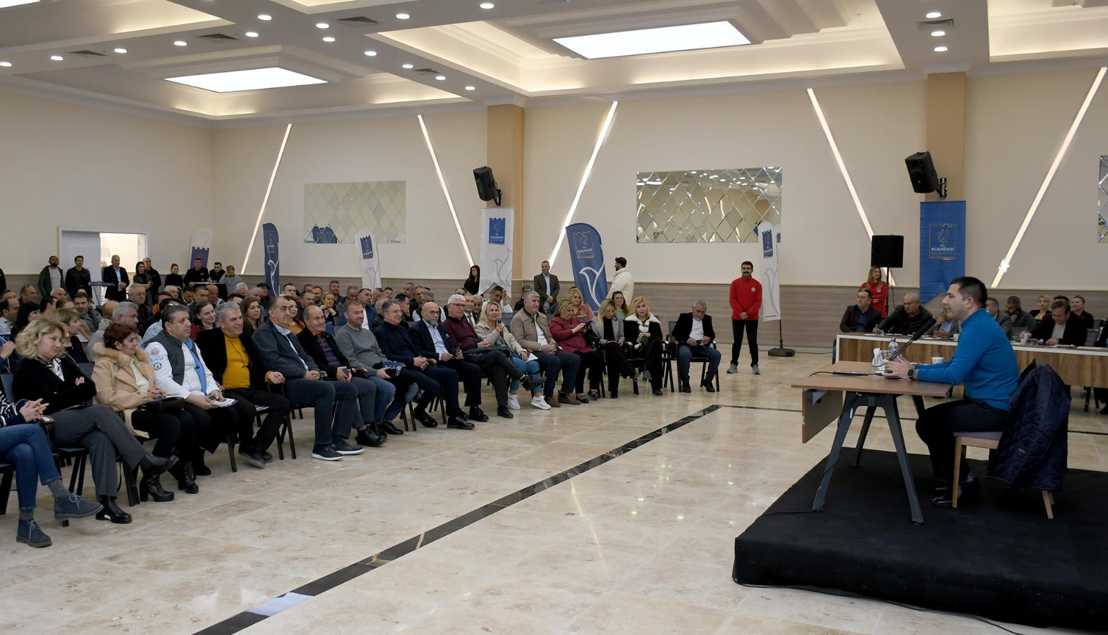 Kuşadası'nda 'vizyon' dönemi Ömer Günel ile başladı