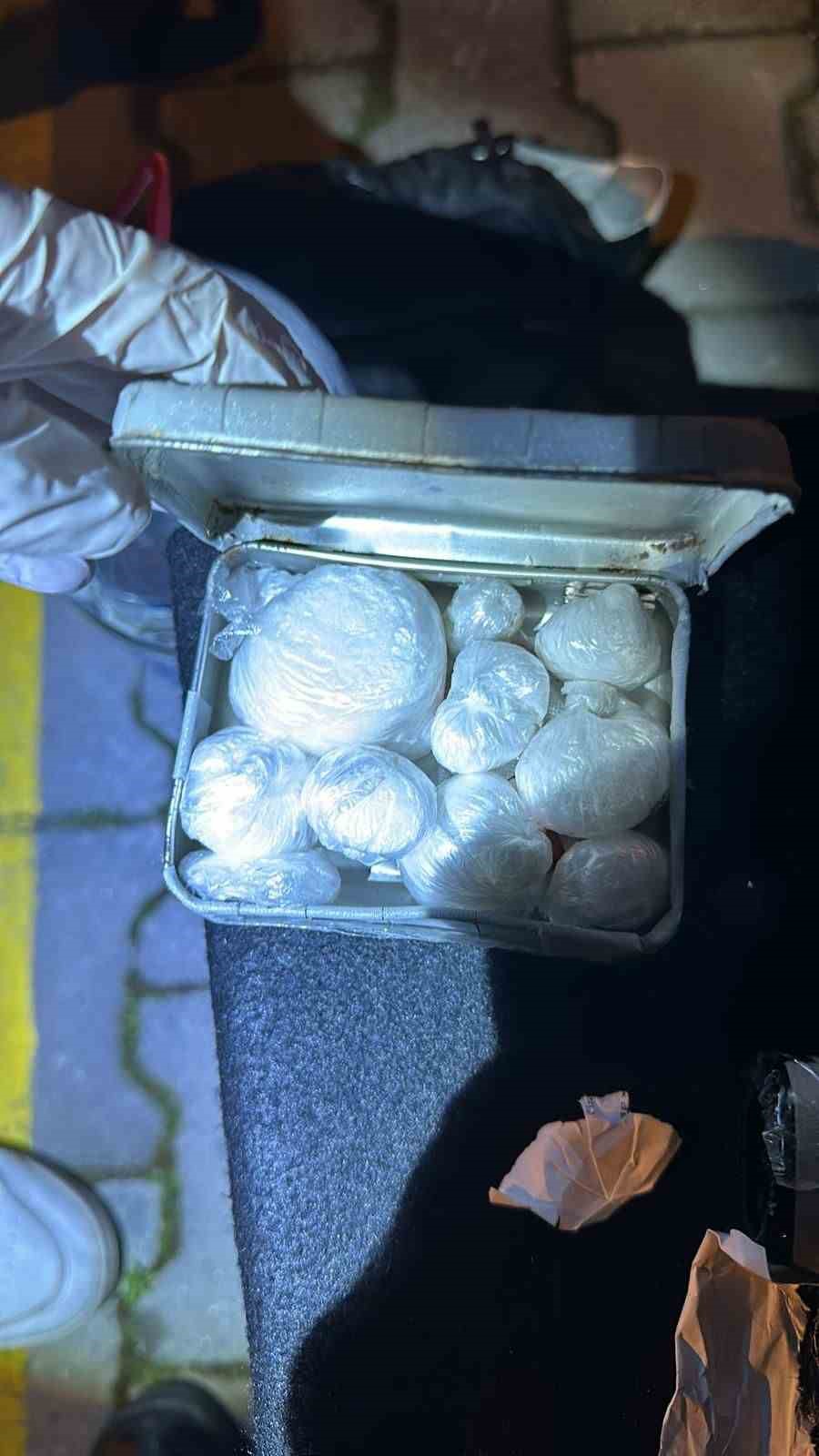Kuşadası’nda uyuşturucu operasyonu