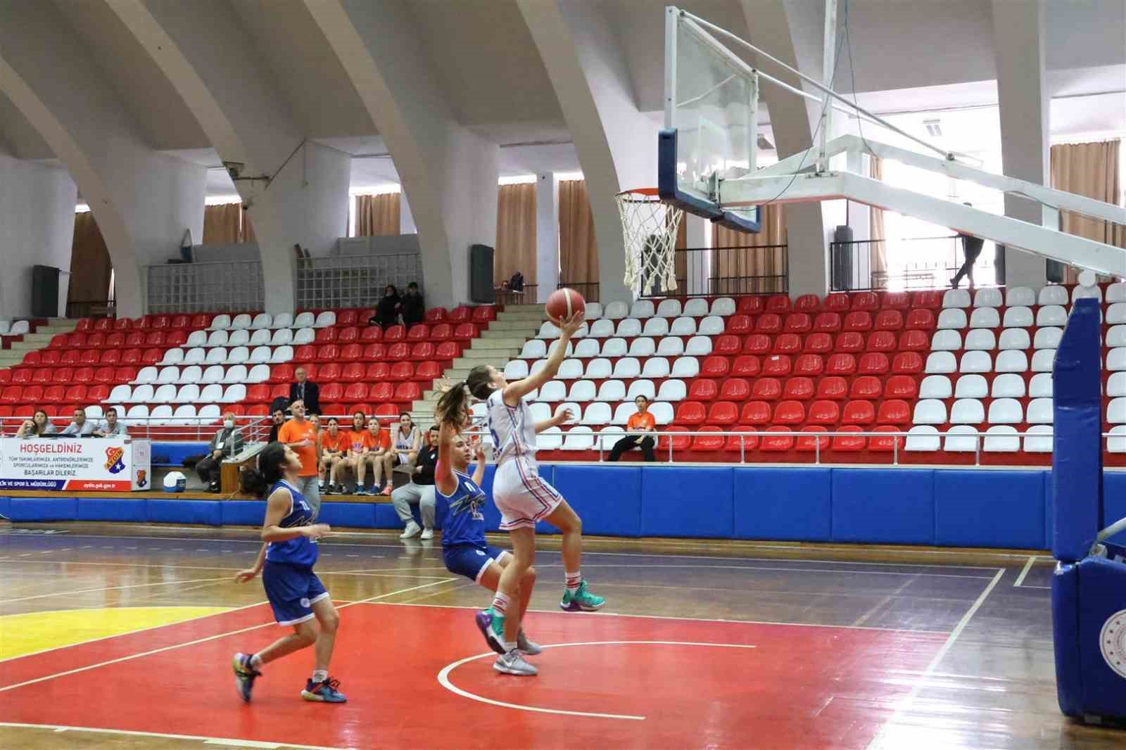 U16 Kızlar Basketbol Şampiyonası Aydın'da başladı