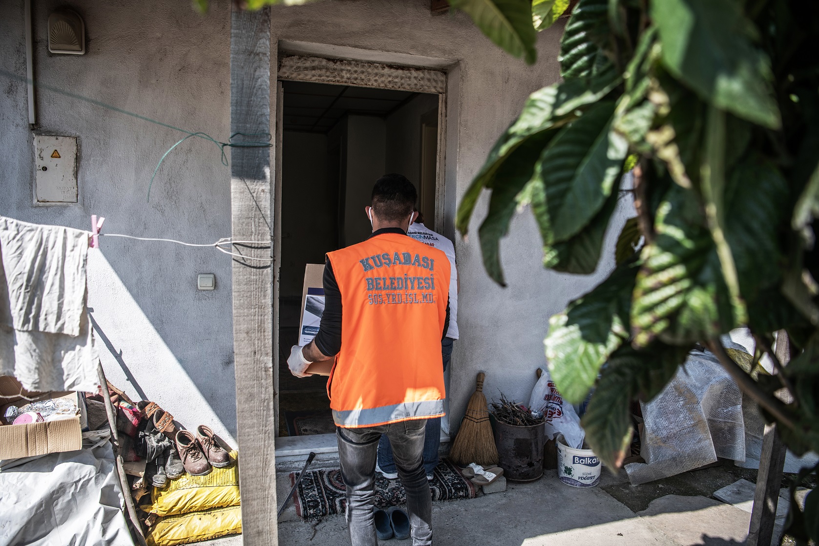 Kuşadası Belediyesi sosyal yardım projelerine her geçen gün yenisini ekliyor