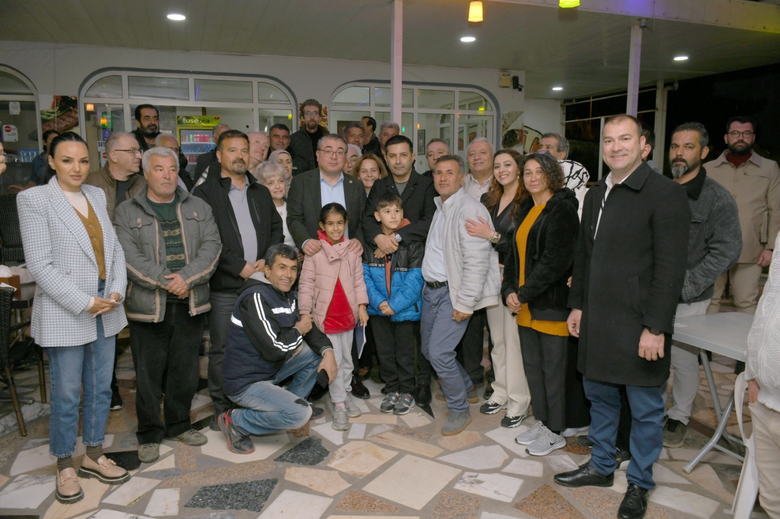 Yavansu Mahallesi Başkan Ömer Günel’i bağrına bastı