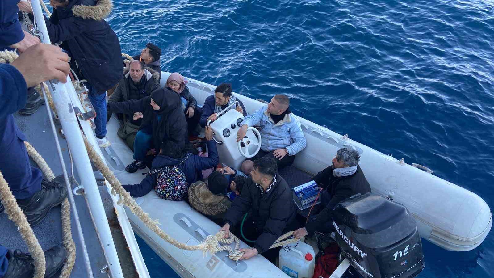 Ege kıyılarında düzensiz göçmen hareketliliği