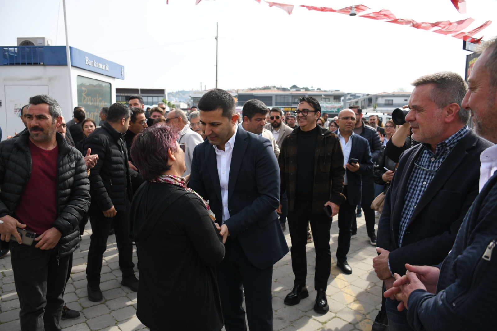 Başkan Ömer Günel, Nazilli Pazarı'nı ziyaret etti