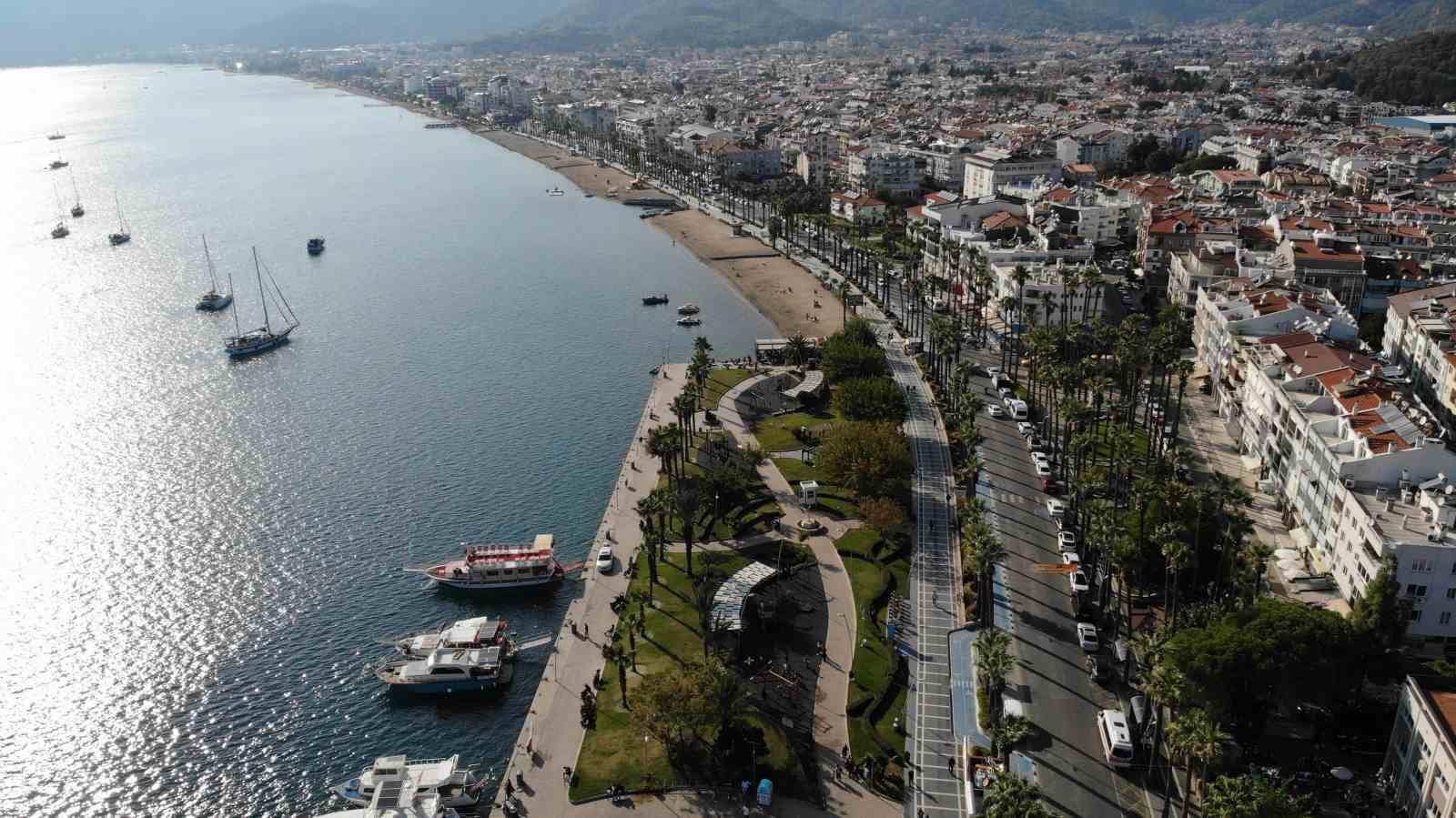Marmaris'te yaz sezonu hazırlıkları başladı