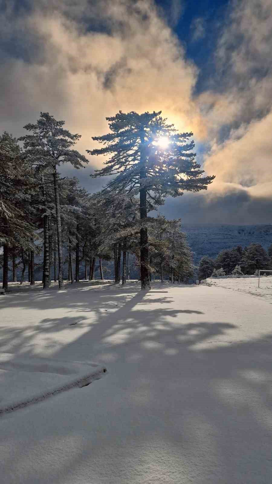 Mart ayında Muğla'ya kar yağdı!