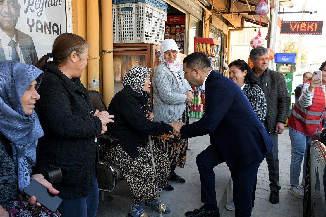 Soğucak Mahallesi'nde Başkan Ömer Günel'e Sıcak Karşılama