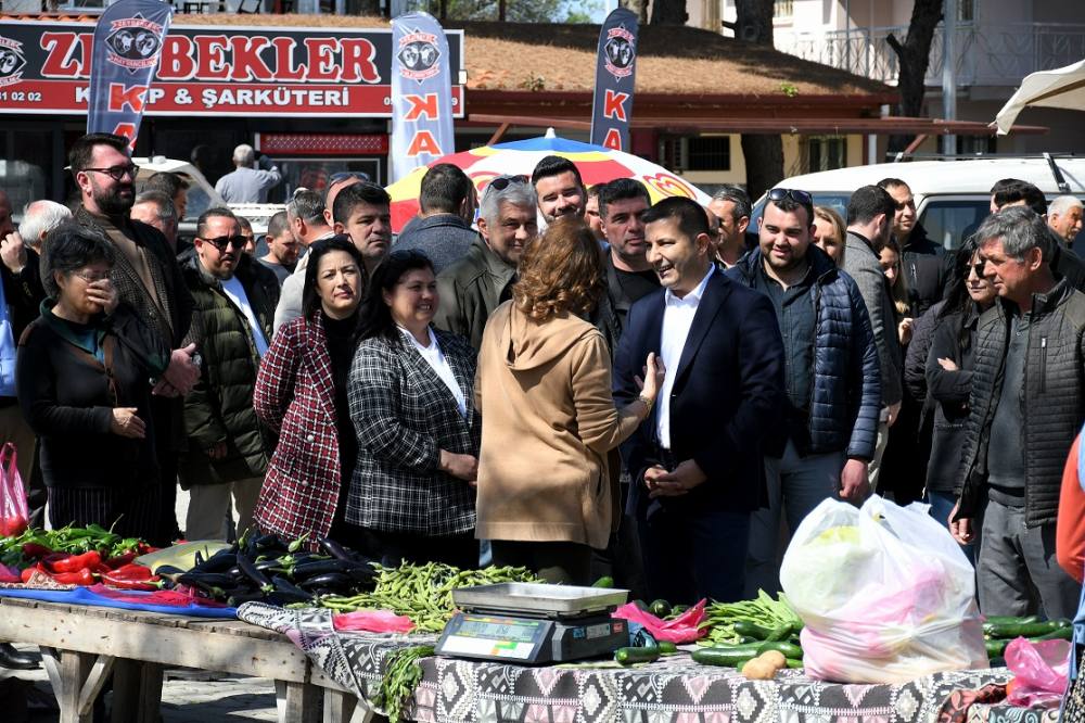 Soğucak Mahallesi'nde Başkan Ömer Günel'e Sıcak Karşılama