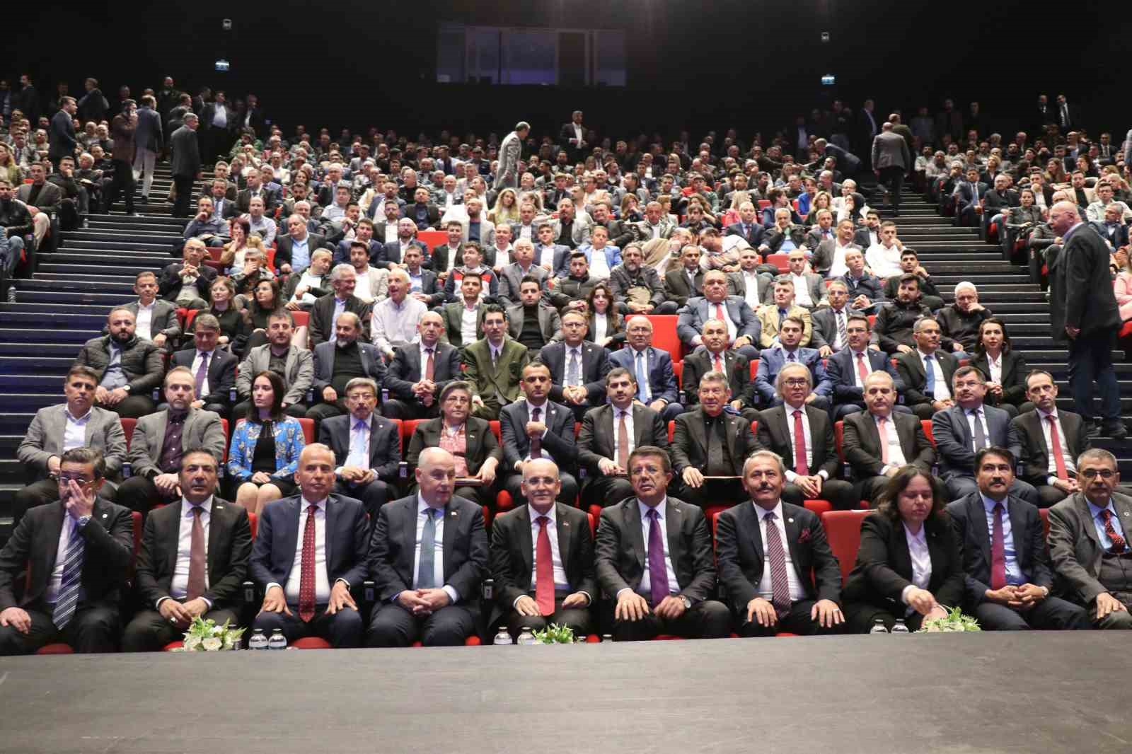 Bakan Şimşek Denizli'de vatandaşlarla buluştu