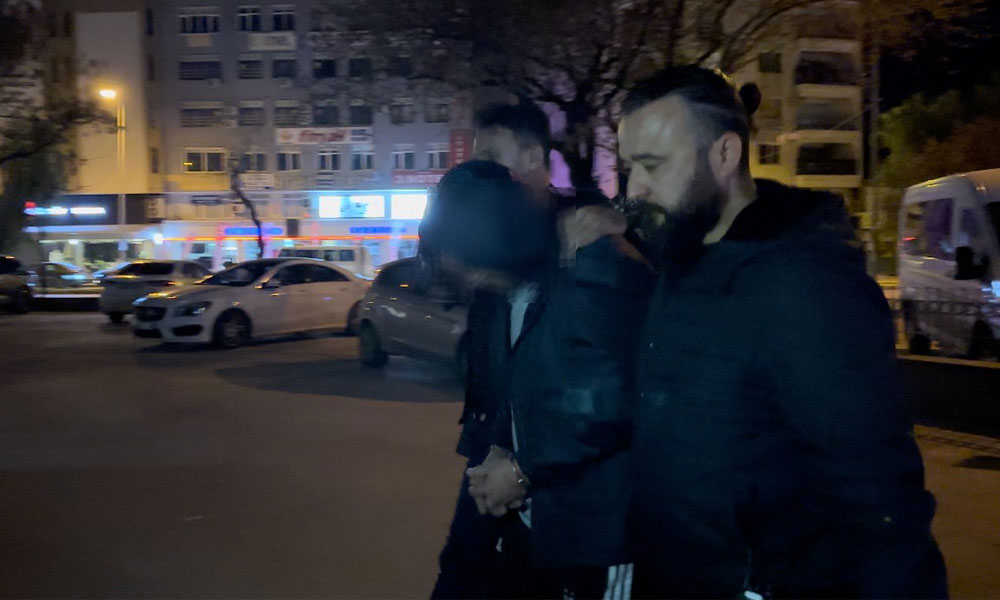 Kuşadası Asayiş ekipleri cinayet şüphelisini yakaladı