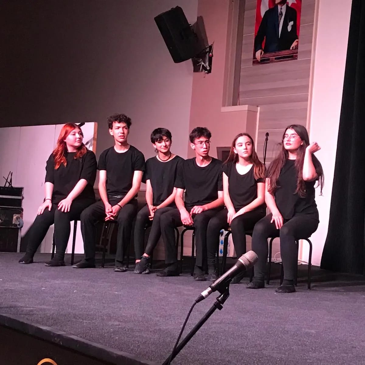 Kuşadası tiyatro günleri ile ücretsiz oyunlarla buluşuyor