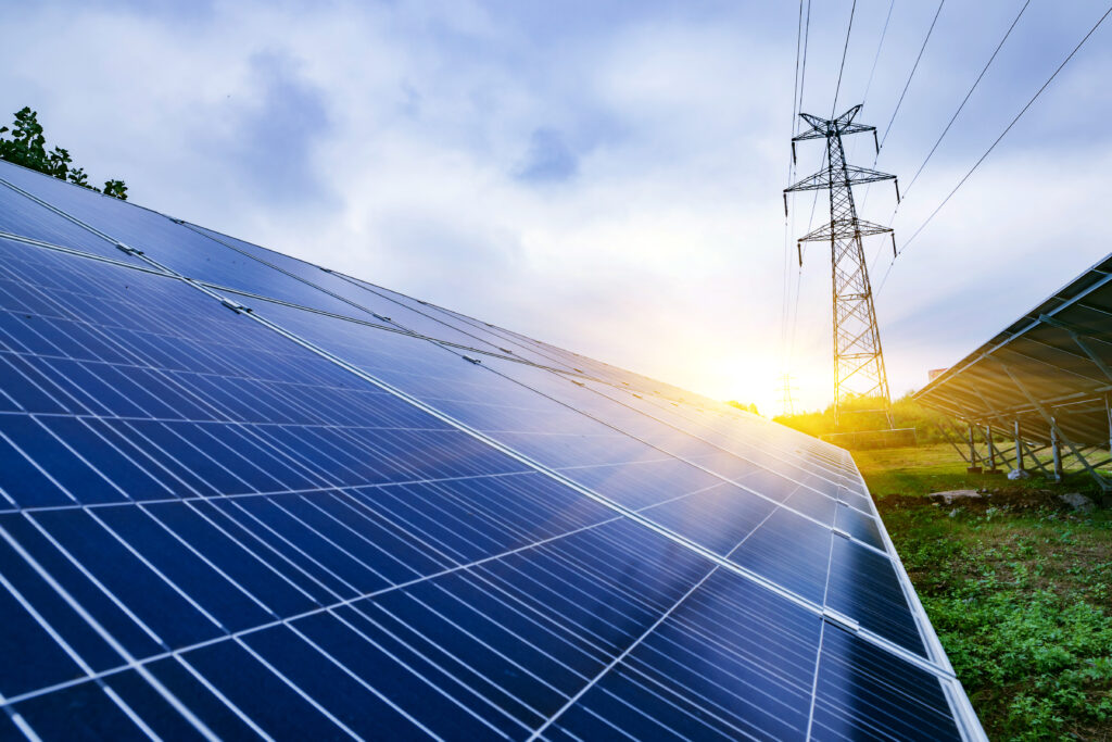 Kuşadası'nda yağmur ve güneş Başkan Ömer Günel'le yeşil enerjiye dönüşecek