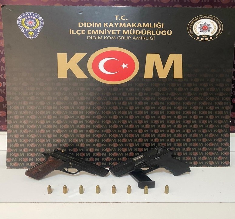 Didim'de polis ekiplerinden operasyon