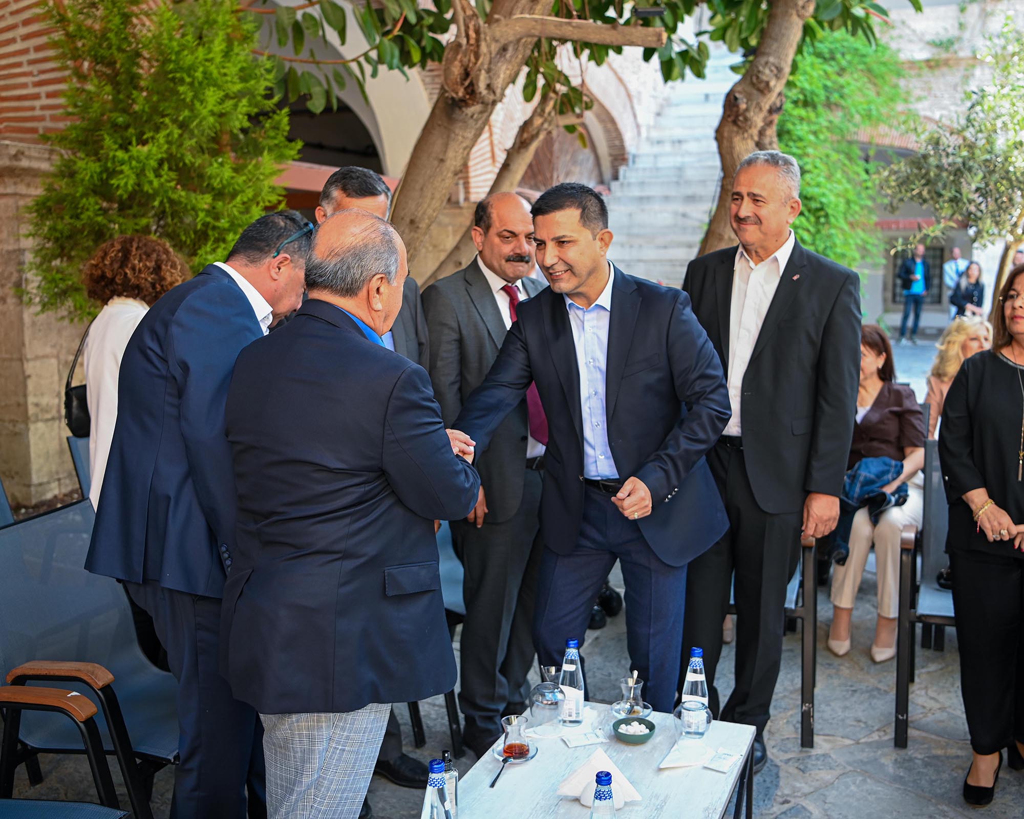 Kuşadası'nda protokol bayramlaştı