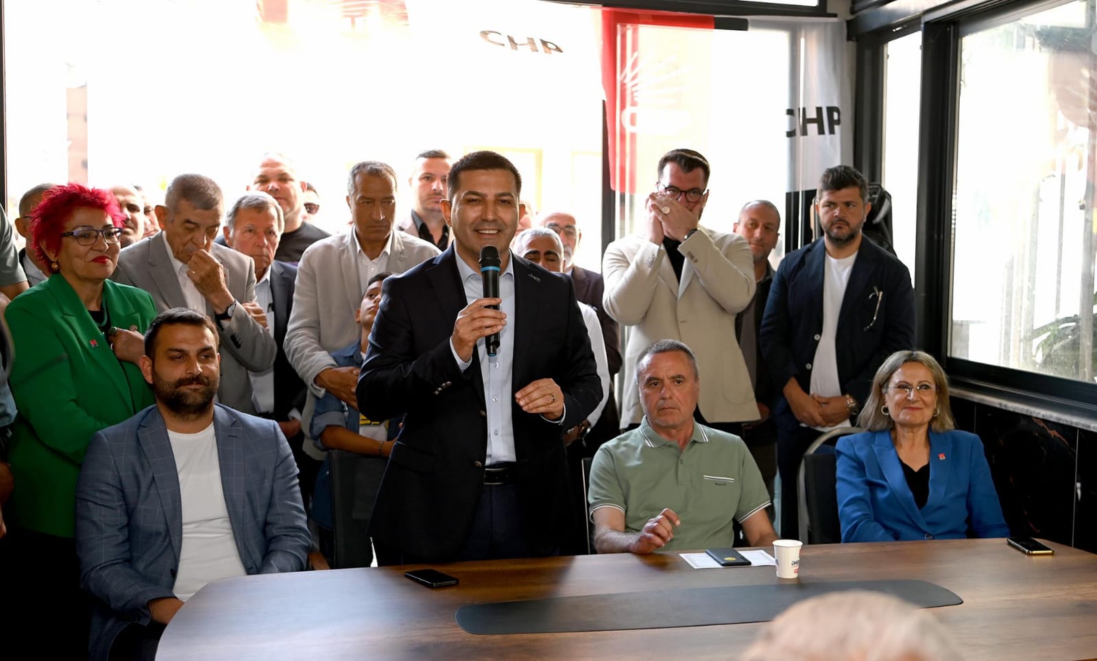 CHP Kuşadası İlçe Örgütü'nde coşkulu bayramlaşma