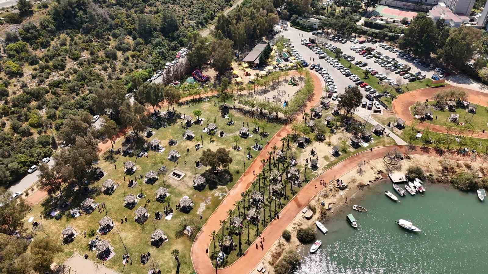 Kuşadası’nın nüfusu 1 milyonu aştı