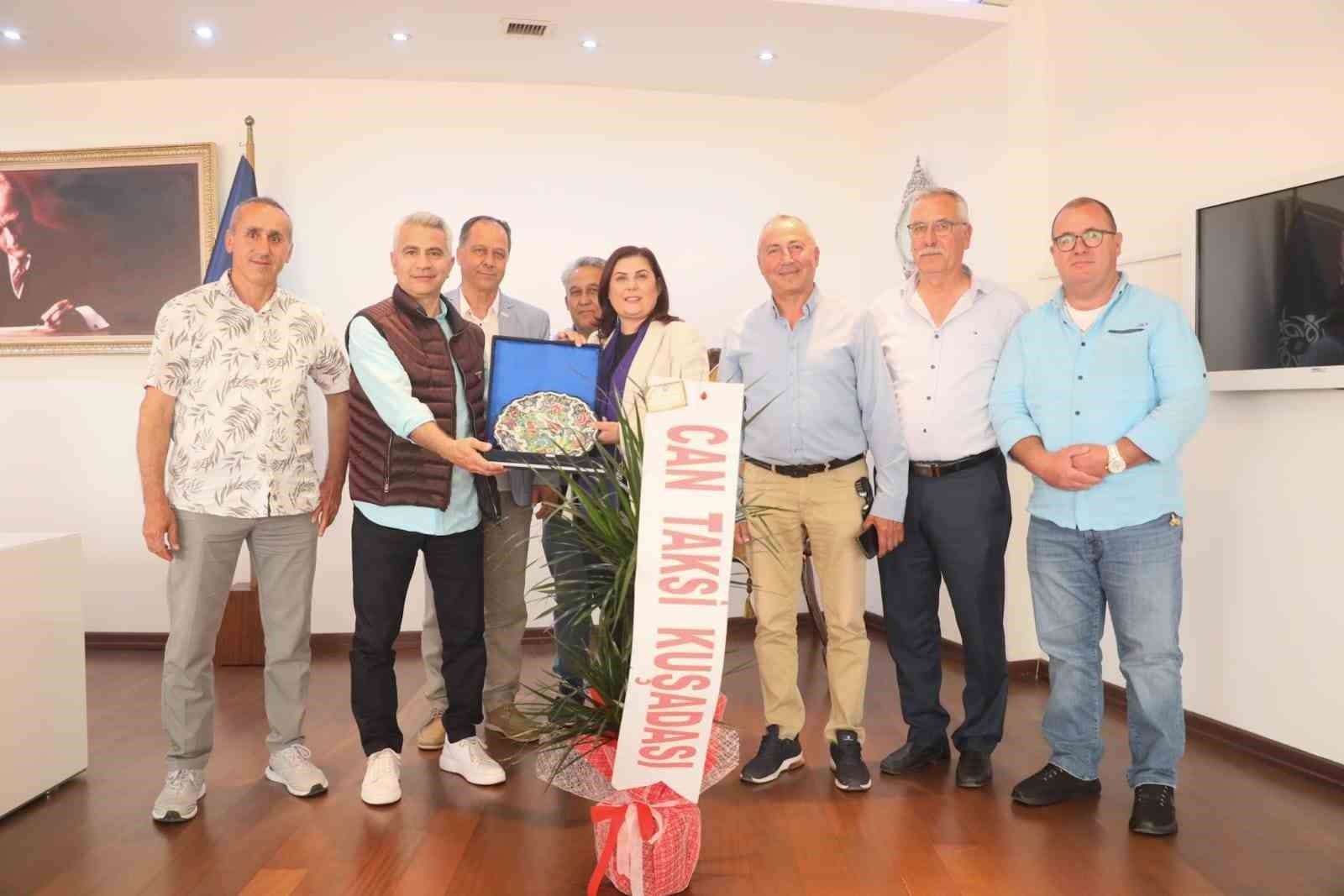 Kuşadası taksicilerinden Başkan Çerçioğlu’na nezaket ziyareti