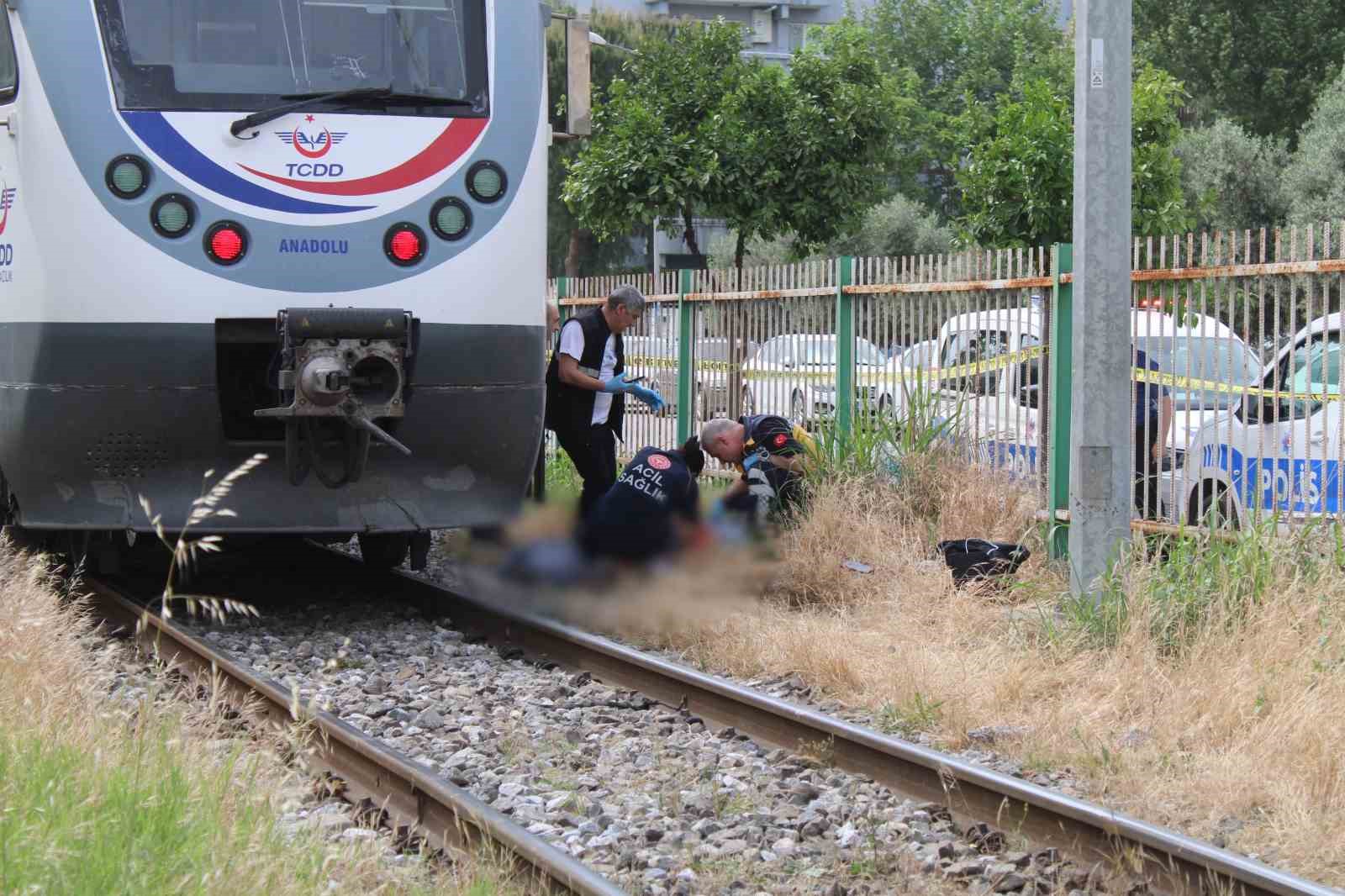 Aydın'da tren çarpan 18 yaşındaki genç hayatını kaybetti