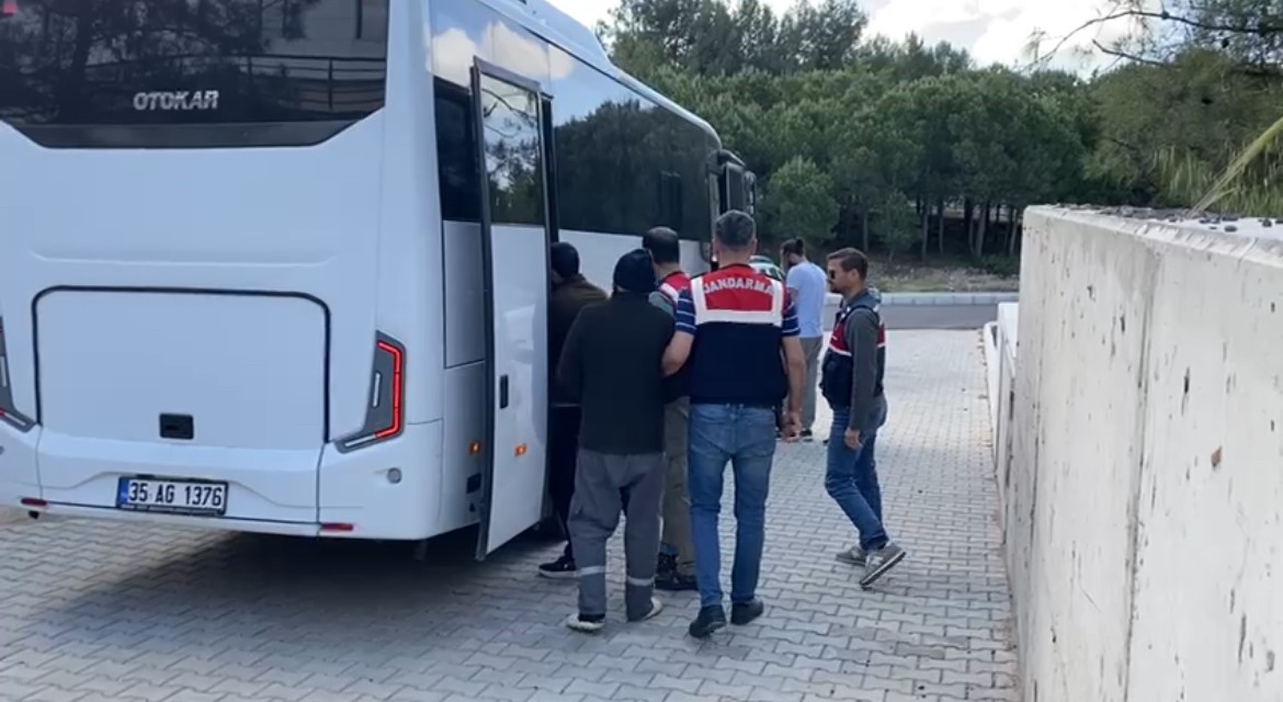 İzmir’de DEAŞ operasyonu