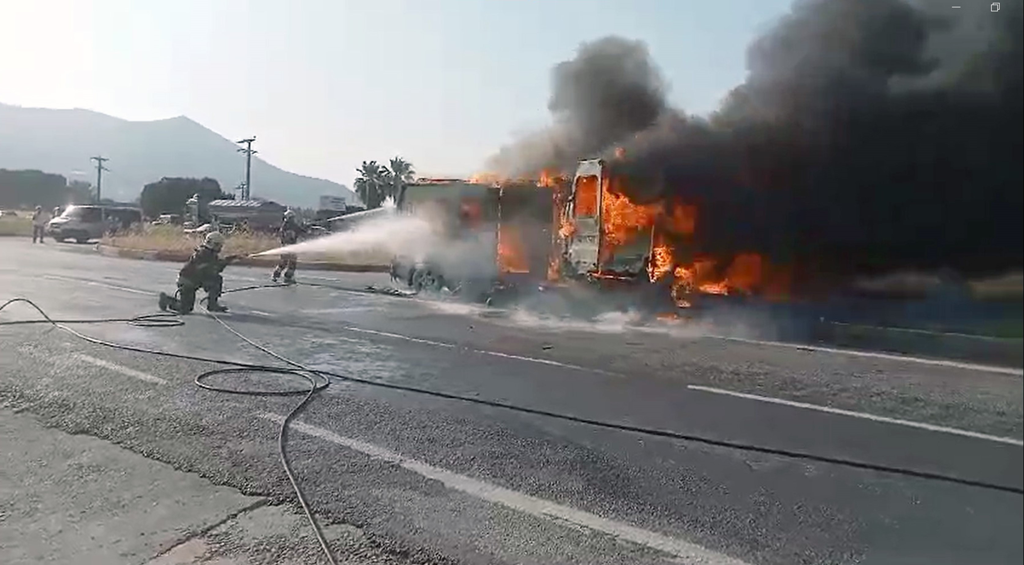 Muğla'da feci kaza: 4'ü ağır 14 yaralı