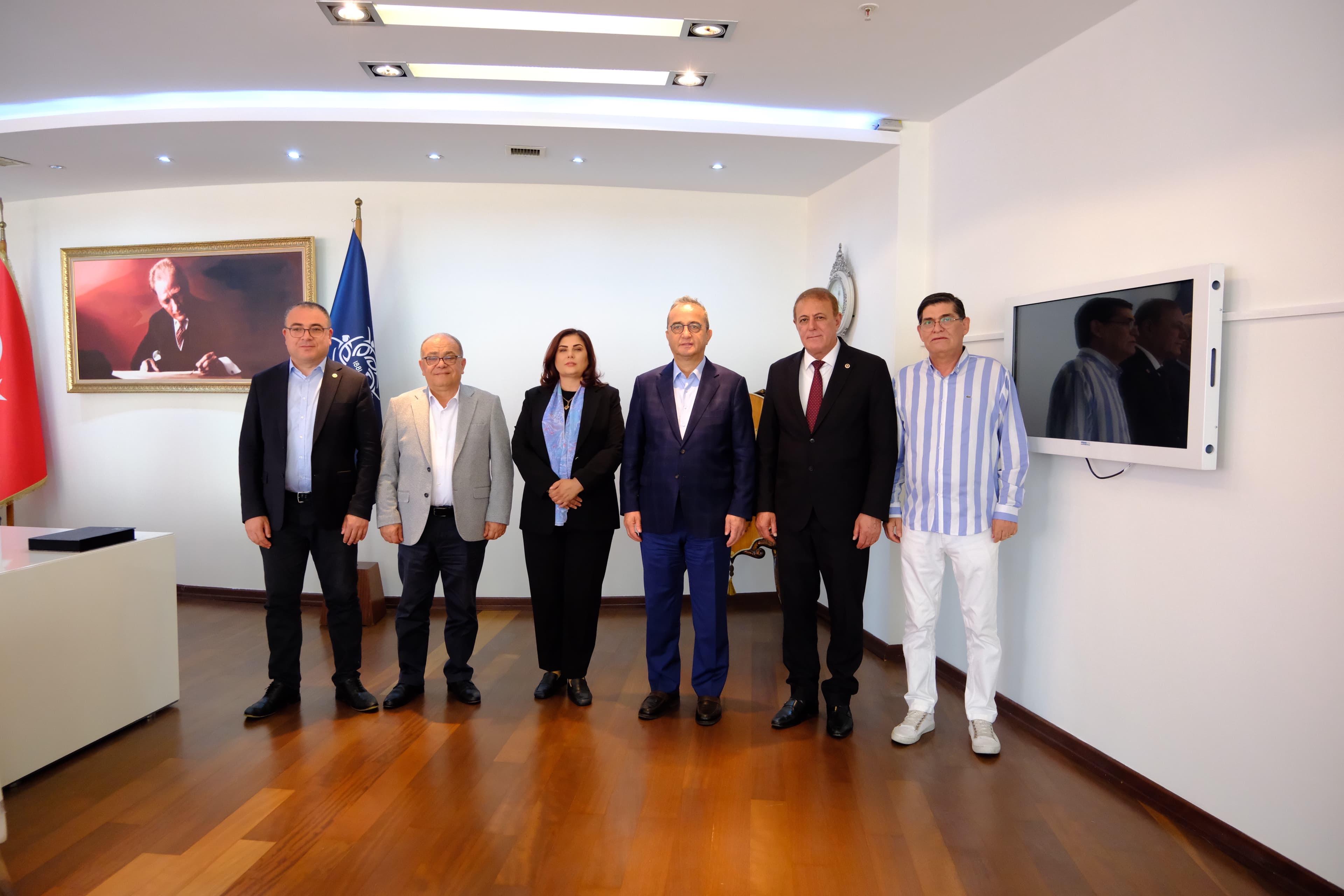 Aydın Milletvekilleri Özlem Çerçioğlu'nu ziyaret etti