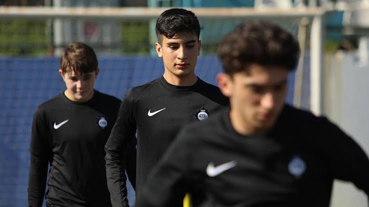 Şehit Fethi Sekin’in oğlu Burak Tolunay Sekin, Galatasaray’da