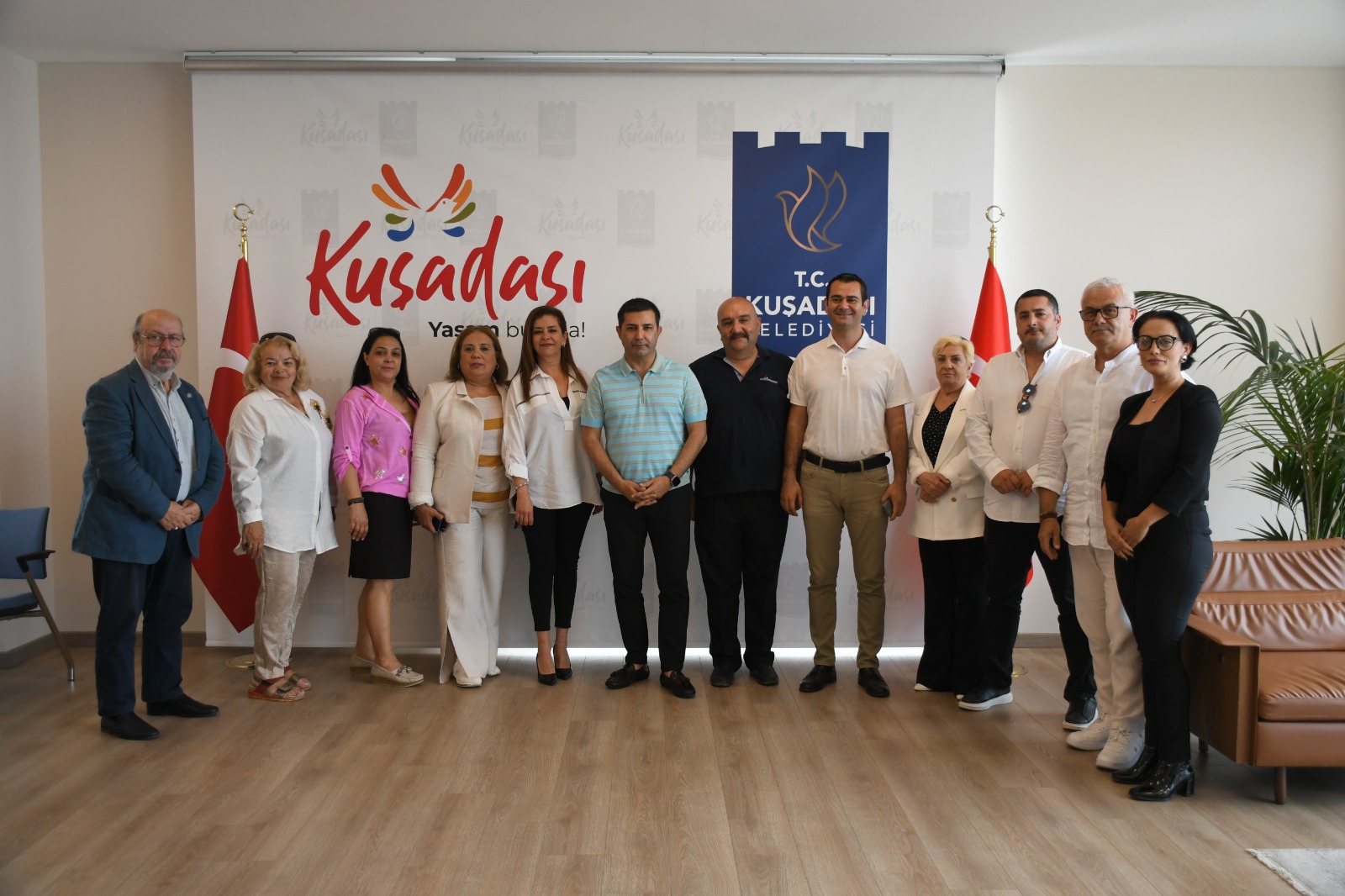 İYİ Parti heyetinden Başkan Ömer Günel'e tebrik ziyareti