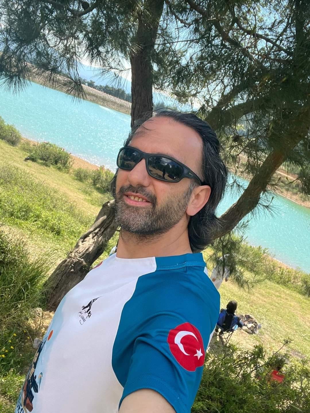 Kayalıklardan düşen Kuşadalı dağcı hayatını kaybetti