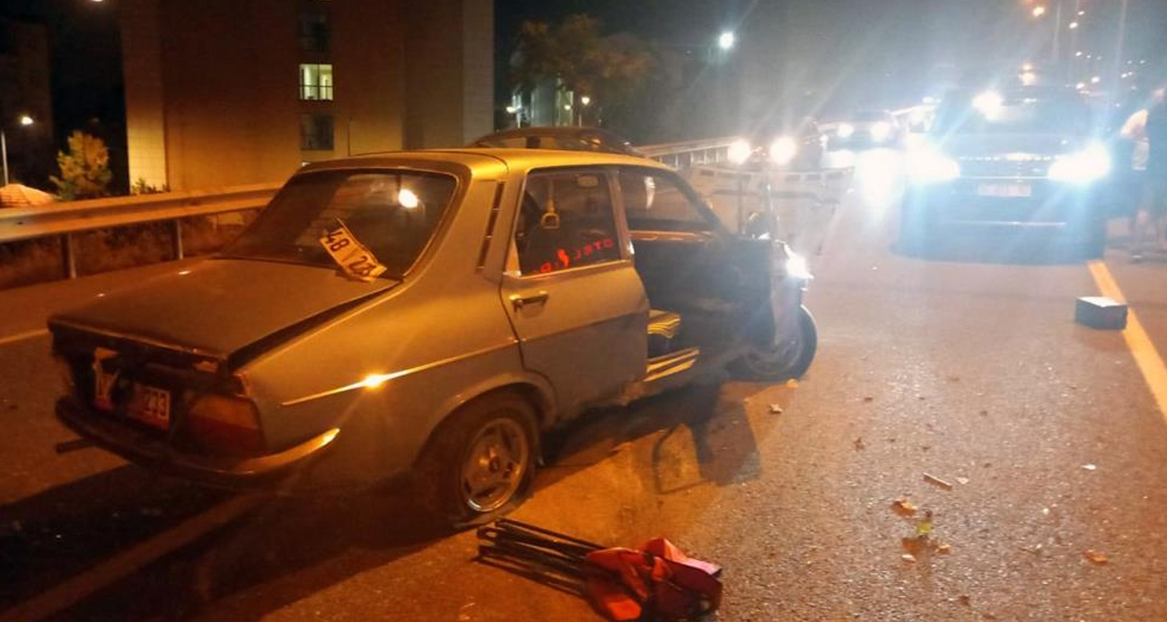 Polisleri peşine taktı, kaza yaptı, kaçtı