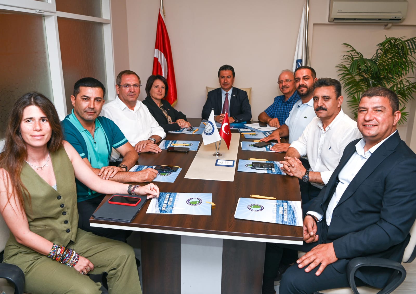 Kıyı Ege Belediyeler Birliği’nin yeni encümeni ilk toplantısını yaptı