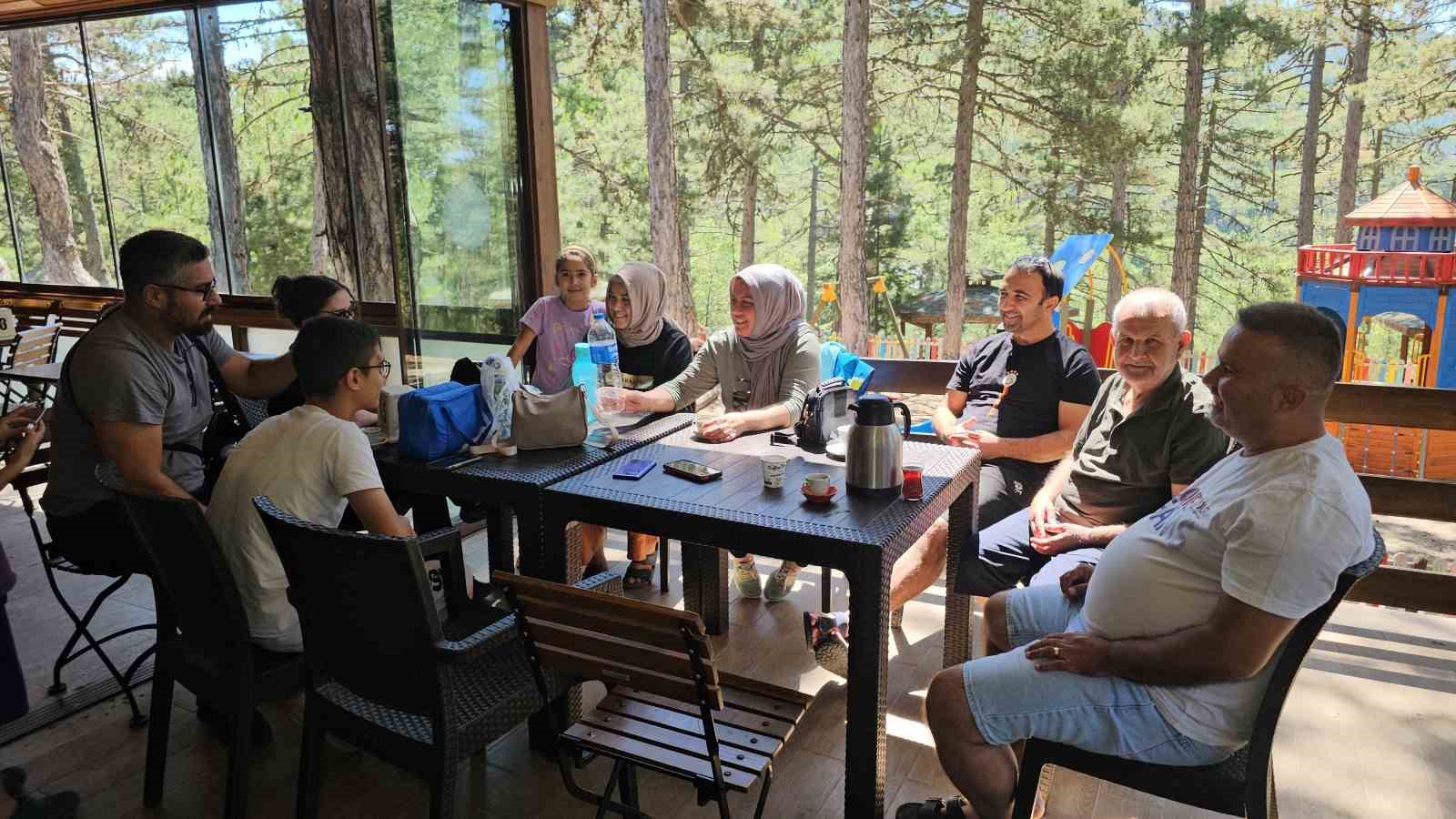 Aydın’ın Uludağ’ı Belenova Yaylası güzelliği ile mest ediyor