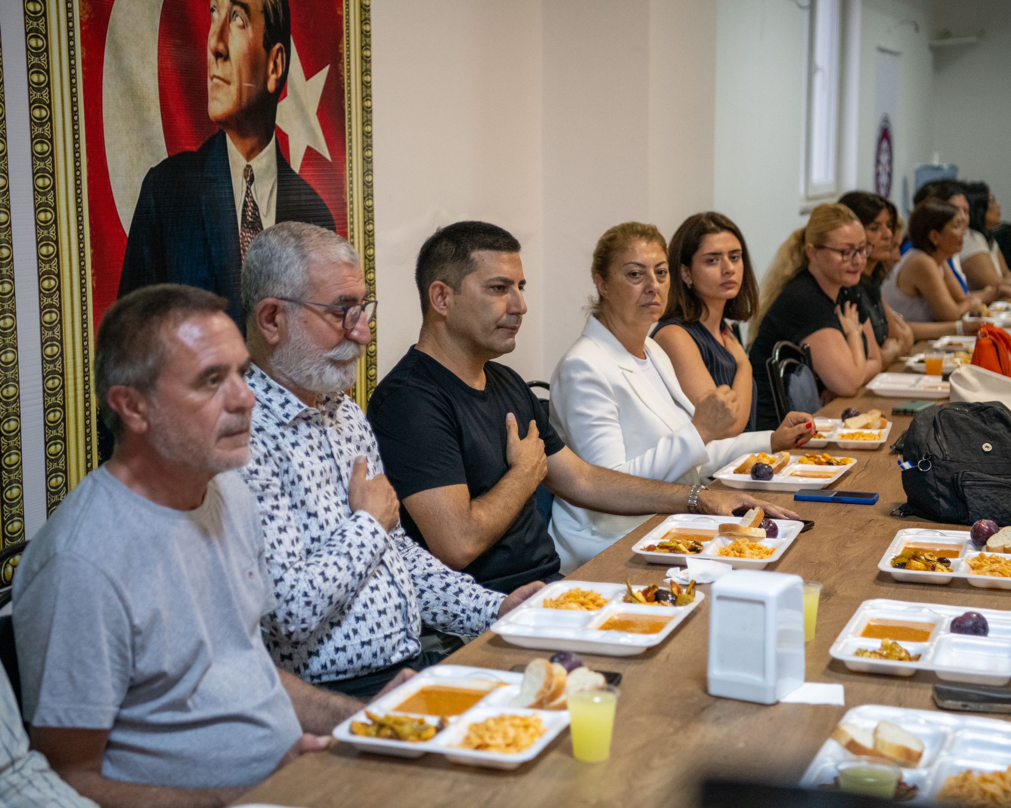 Başkan Ömer Günel Matem orucu açma yemeğine katıldı