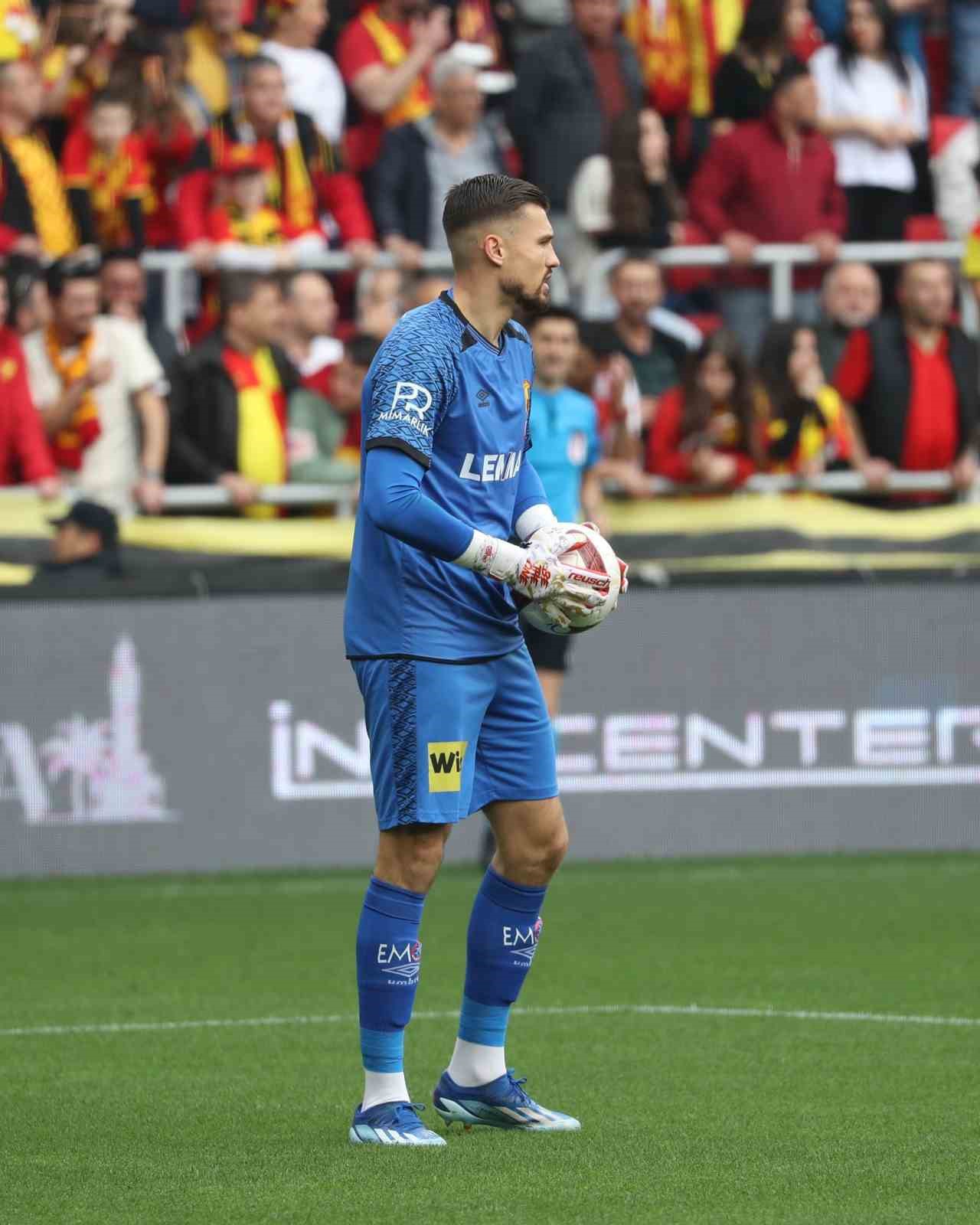 Göztepe Transferini Tamamladı: İki Yeni Yıldız Kadroda