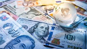 Dolar ve Euro Yükselişe Geçti: Uzmanlara Göre Nedenleri ve Geleceği